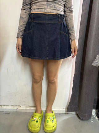 Denim Mid Rise Pocket Pleated Skirt