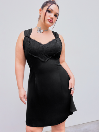 Satin Sweetheart Neck Floral Lace Mini Dress Curve & Plus