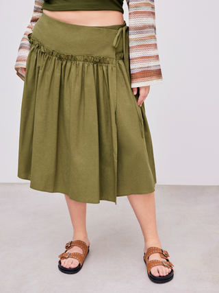 Woven Mid Rise Solid Lettuce Trim Ruffle Maxi Skirt Curve & Plus