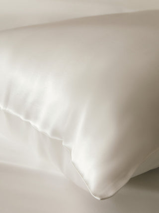 25 Momme Terse Envelope Luxury Pillowcase