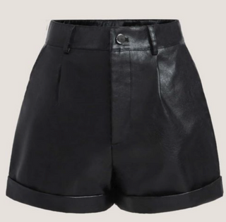 Faux Leather Middle Waist Shorts Curve & Plus