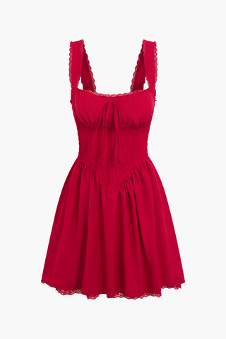 Lace Trim Square Neck Sleeveless Pleated Mini Dress (L / RED)