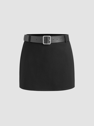 Low Rise Solid Mini Skirt With Belt