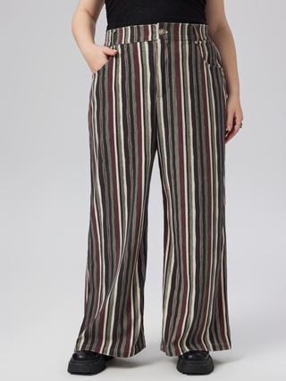 Mid Rise Striped Pocket Wide Leg Trousers Curve & Plus