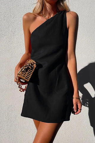 Solid Asymmetrical One Shoulder Mini Dress (S / BLACK)