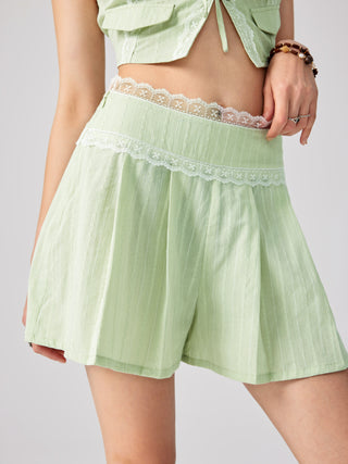 Striped Lace Trim Pleated Wide Leg Shorts